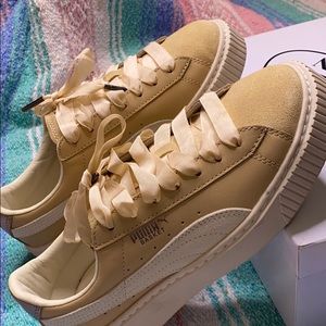 PUMA tan platform with ribbon laces Women sz. 8